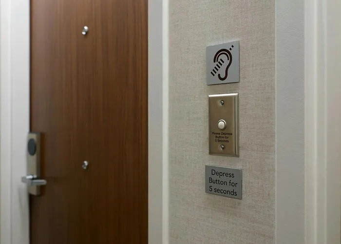 Courtyard By Marriott Los Angeles Pasadena Old Town