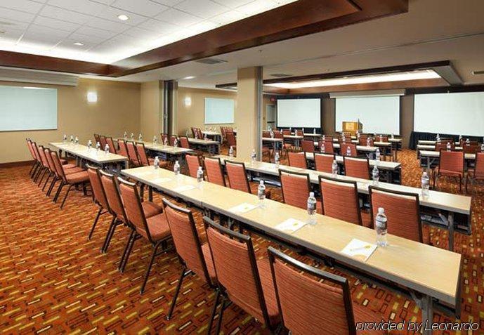 Courtyard By Marriott Angeles Old Town 4*