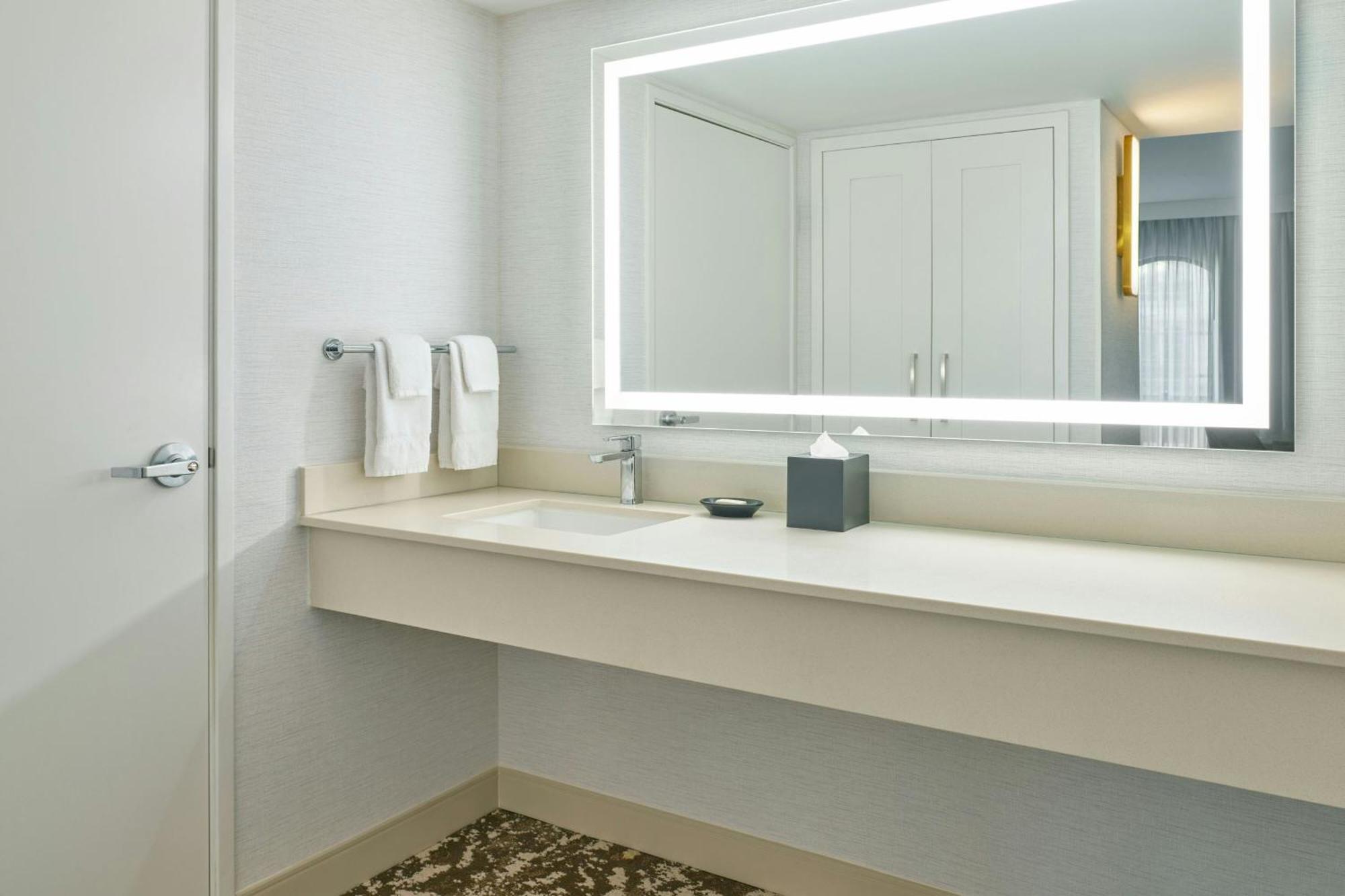 Hotel Courtyard By Marriott Angeles Old Town 4*